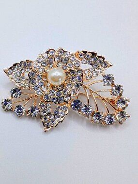 Flower Brooch Pin - Rose Gold Toned - Rhinestones & Pearl - NWOT